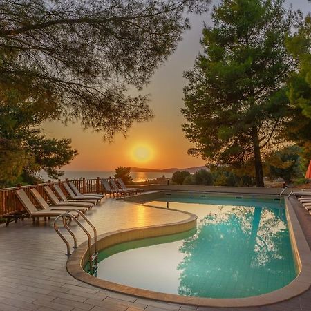 Greek Pride Cronwell Rahoni Hotel (Adults Only) Nea Skioni Exterior photo
