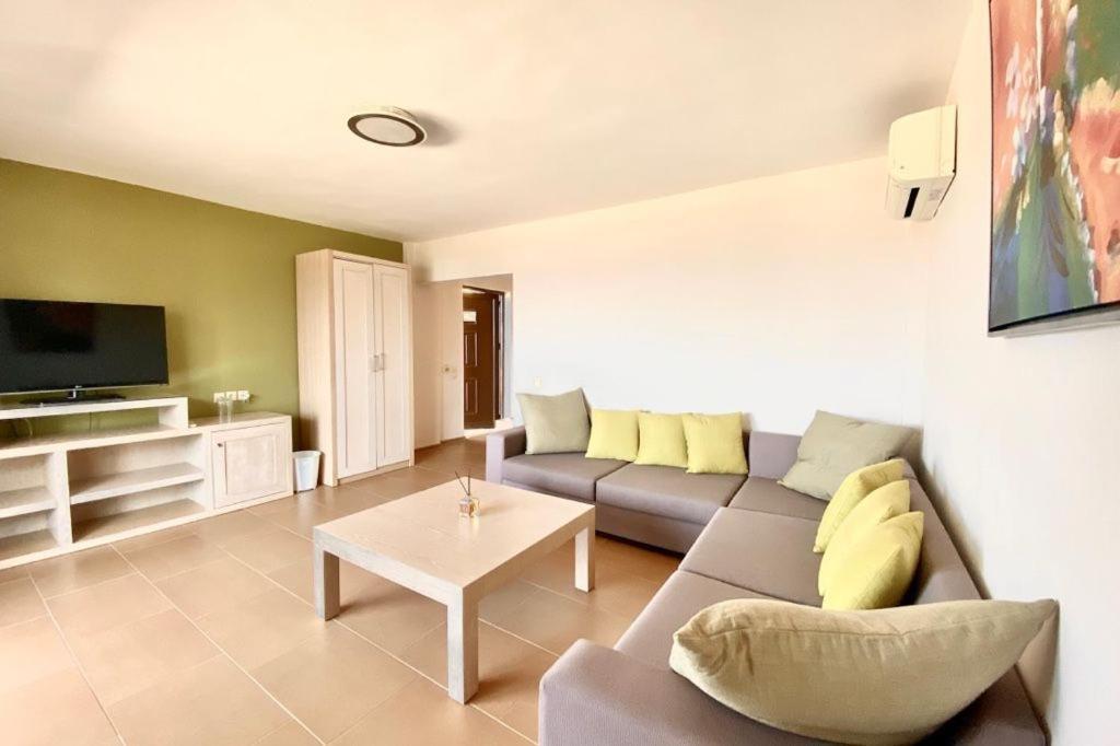 Greek Pride Cronwell Rahoni Hotel (Adults Only) Nea Skioni Exterior photo