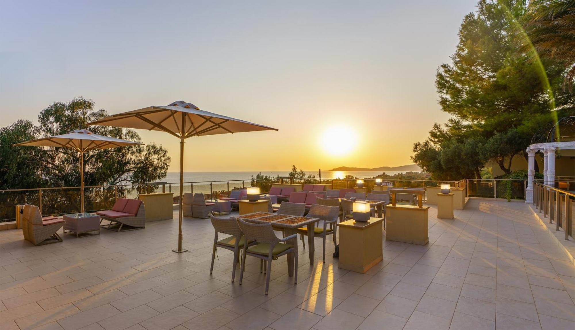 Greek Pride Cronwell Rahoni Hotel (Adults Only) Nea Skioni Exterior photo