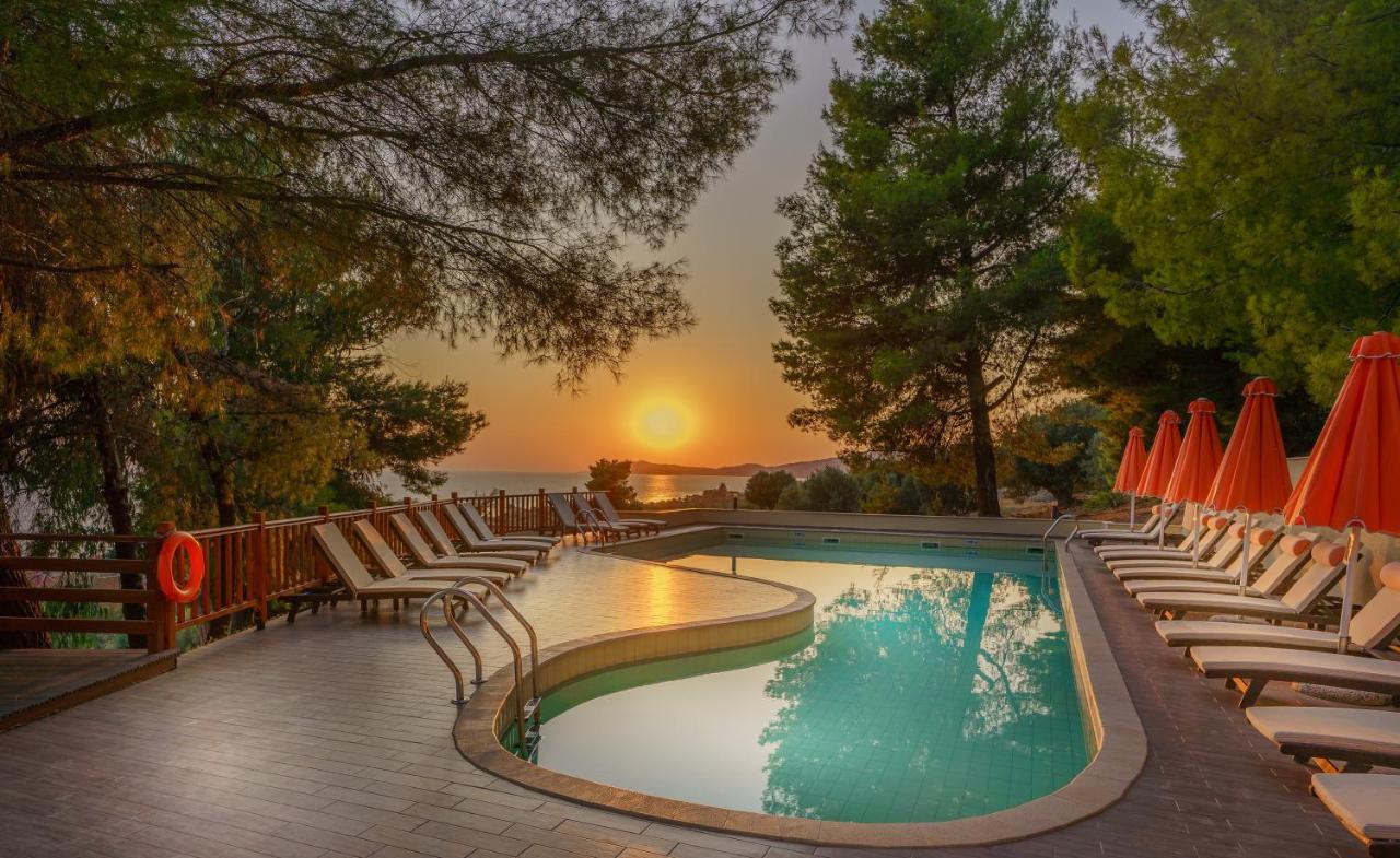 Greek Pride Cronwell Rahoni Hotel (Adults Only) Nea Skioni Exterior photo