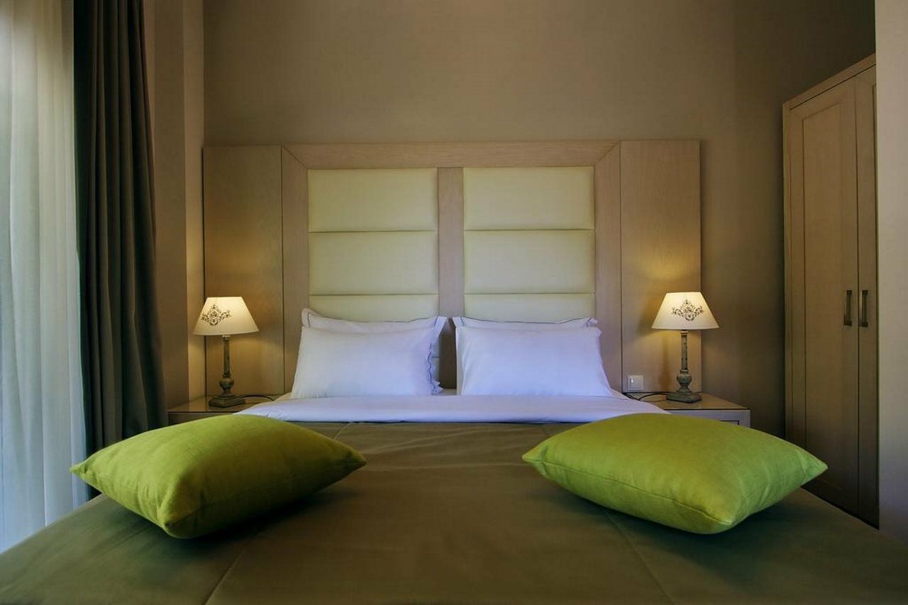 Greek Pride Cronwell Rahoni Hotel (Adults Only) Nea Skioni Exterior photo